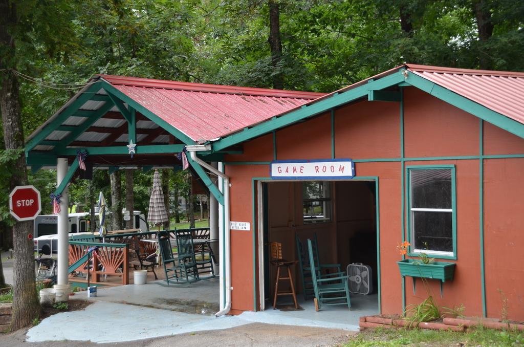 Ft. Wilderness Rv Park And Campground Whittier Exteriör bild