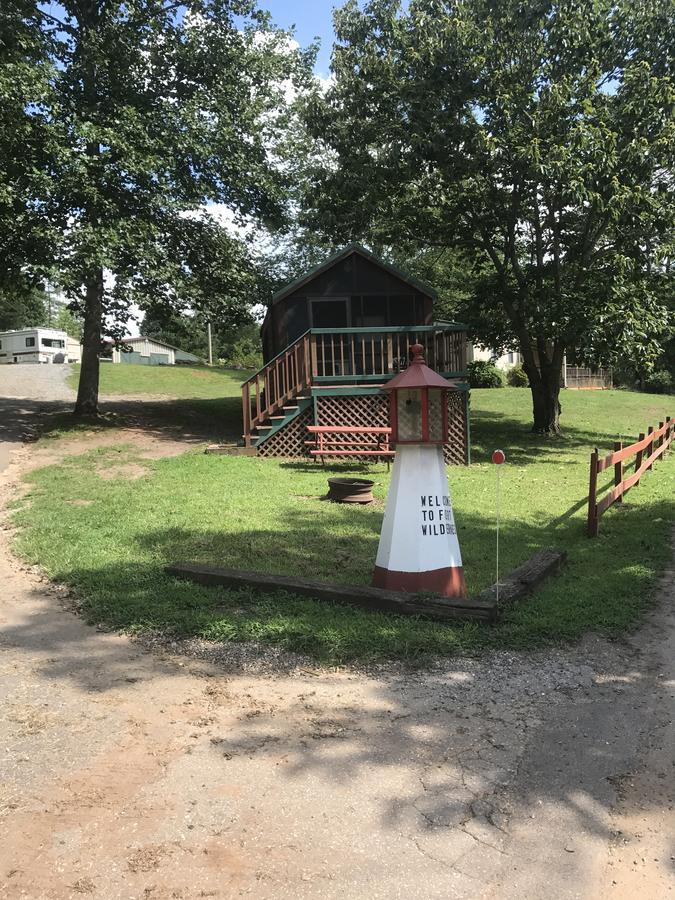Ft. Wilderness Rv Park And Campground Whittier Exteriör bild